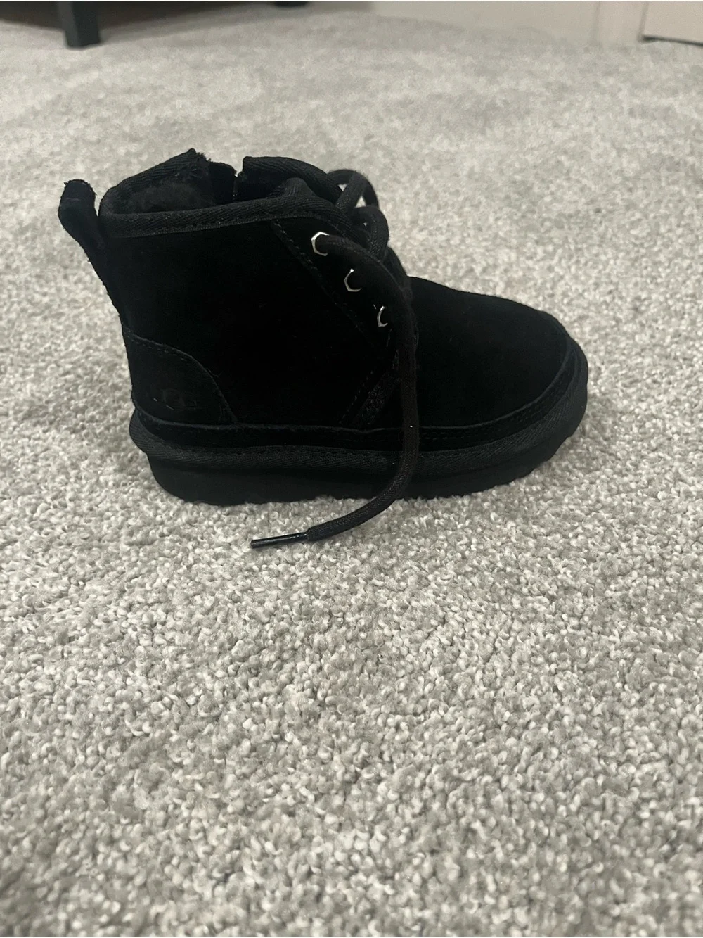 UGG T Neumel II Black Short Suede Boots